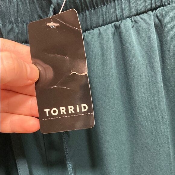 Torrid Deep‎ Teal Stretch Challis Wide Leg Cargo Pants | Size 2R (2X) | NWT - Picture 13 of 13